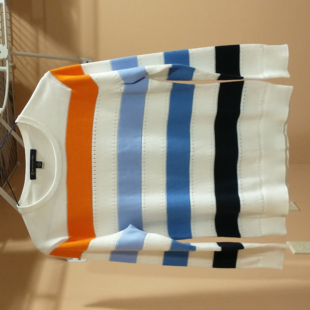 Brooks Brothers NWOT Size S Summer sweater